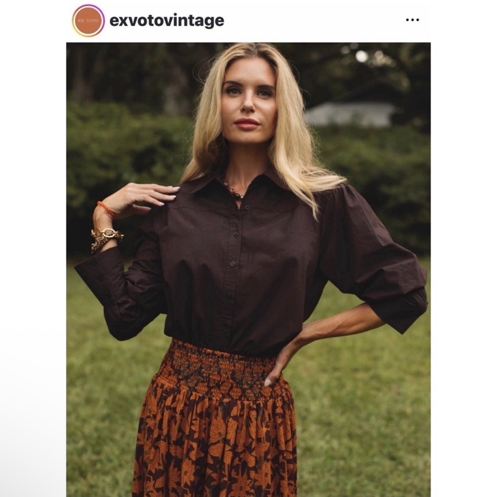Woman Ex Voto 100% Cotton Chocolate Brown Button Down Long Sleeve Blouse Medium